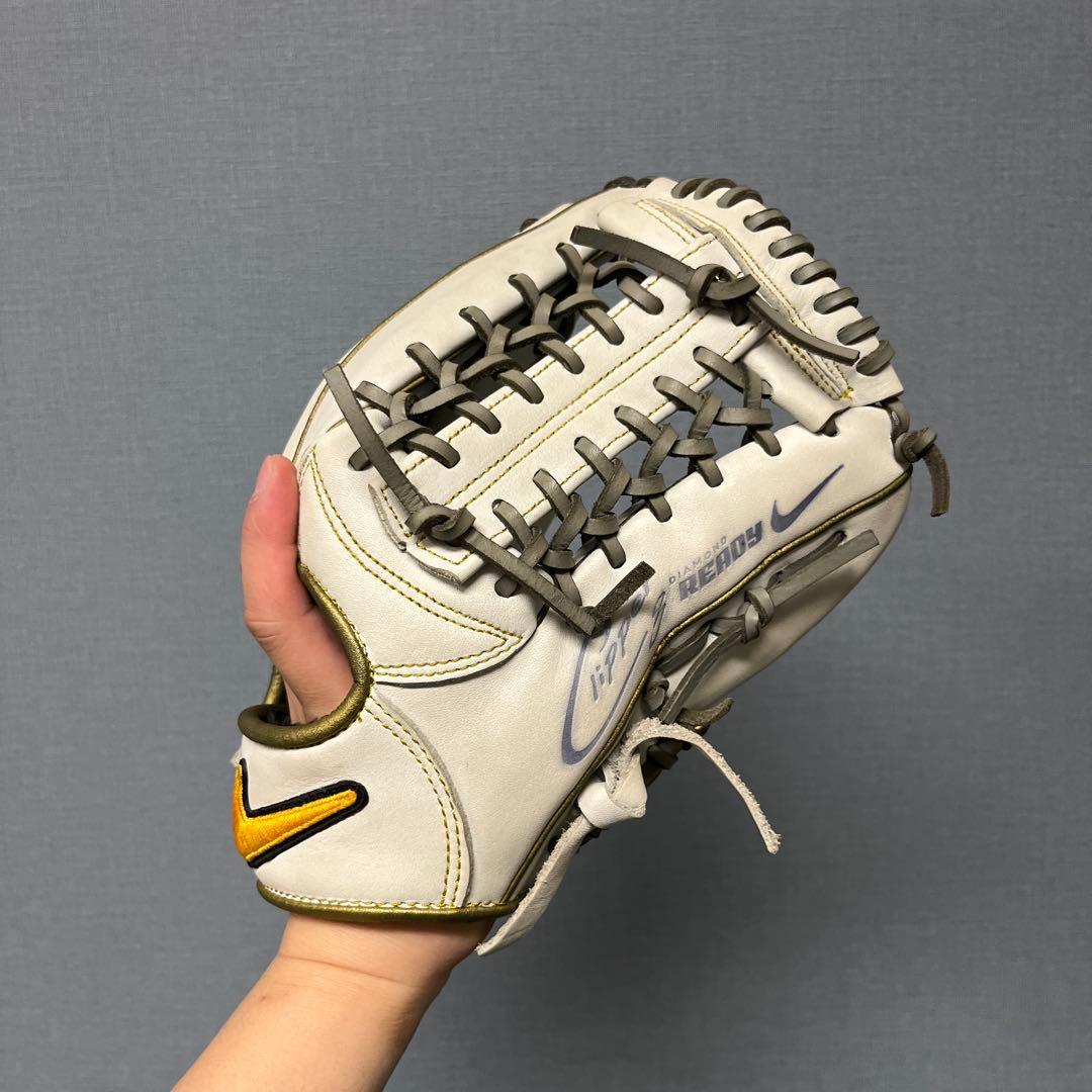 1136 ナイキ ダイヤモンドチッパー 型抜群 極美品 軟式 内野手用グローブ