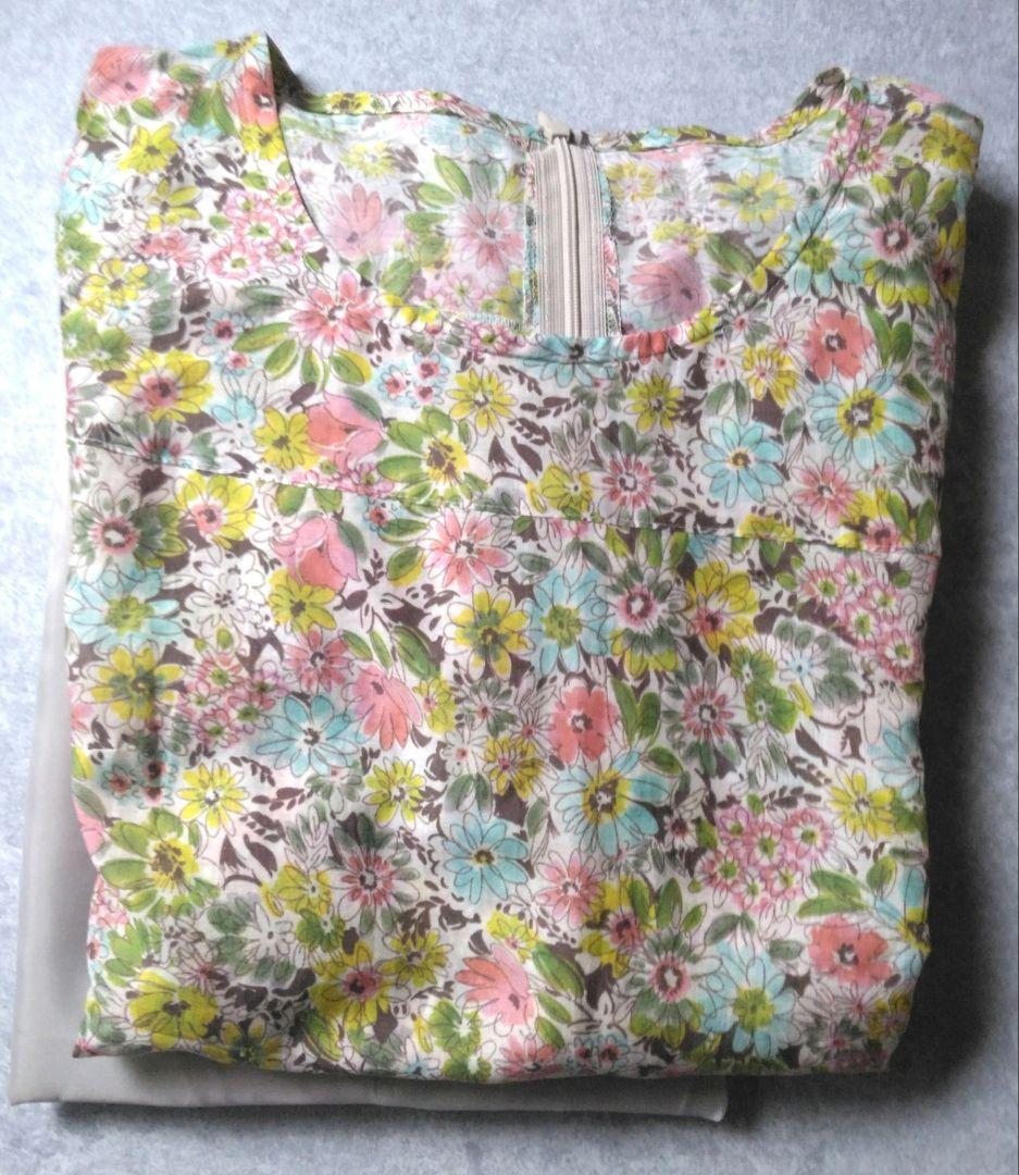 新品　シルク混　レディース　ワンピース　リバティ風柄　絹　SILK　コットン