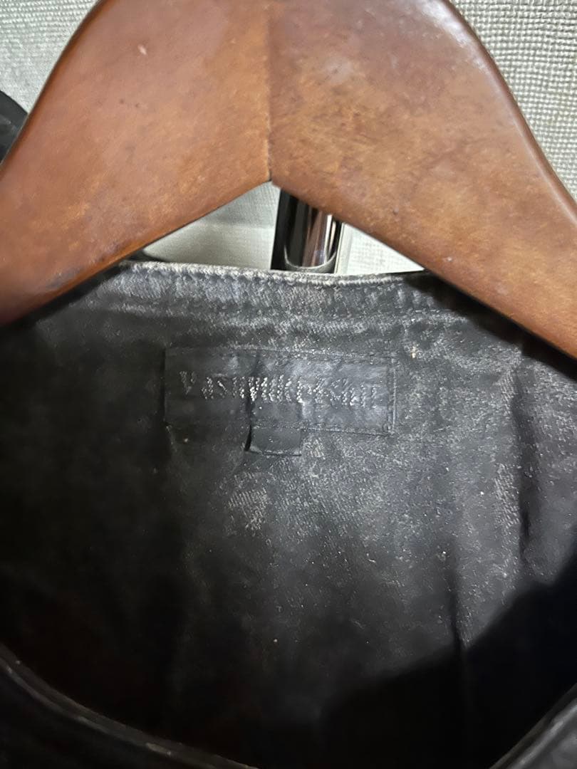 ヤスユキイシイ　Yasuyuki Ishii