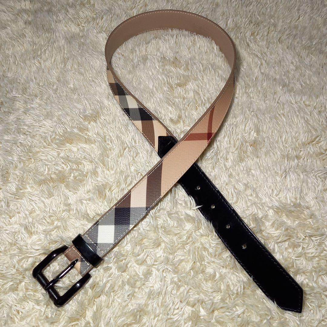 BURBERRY　バーバリー　スクエアバックル　ノバチェック　ベルト