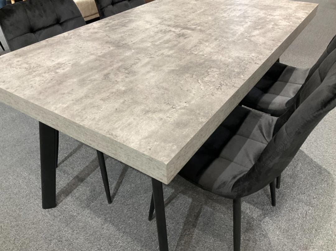 ダイニングテーブルセット　４人掛け　グレー　新品　GY/BK