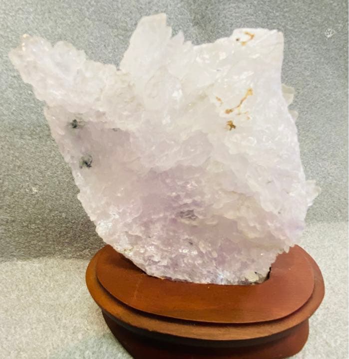 【原石　1点物】NO1・フラワー・アメジスト（台付）