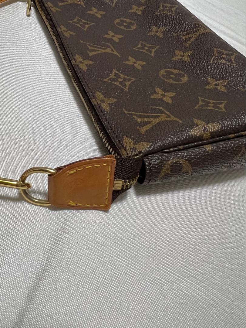 ルイ・ヴィトン アクセソワール ポシェットM40712