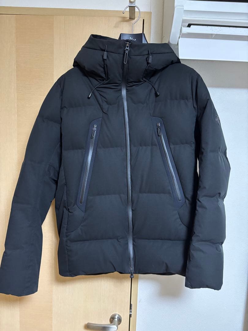 デサント　水沢ダウン　マウンテニア