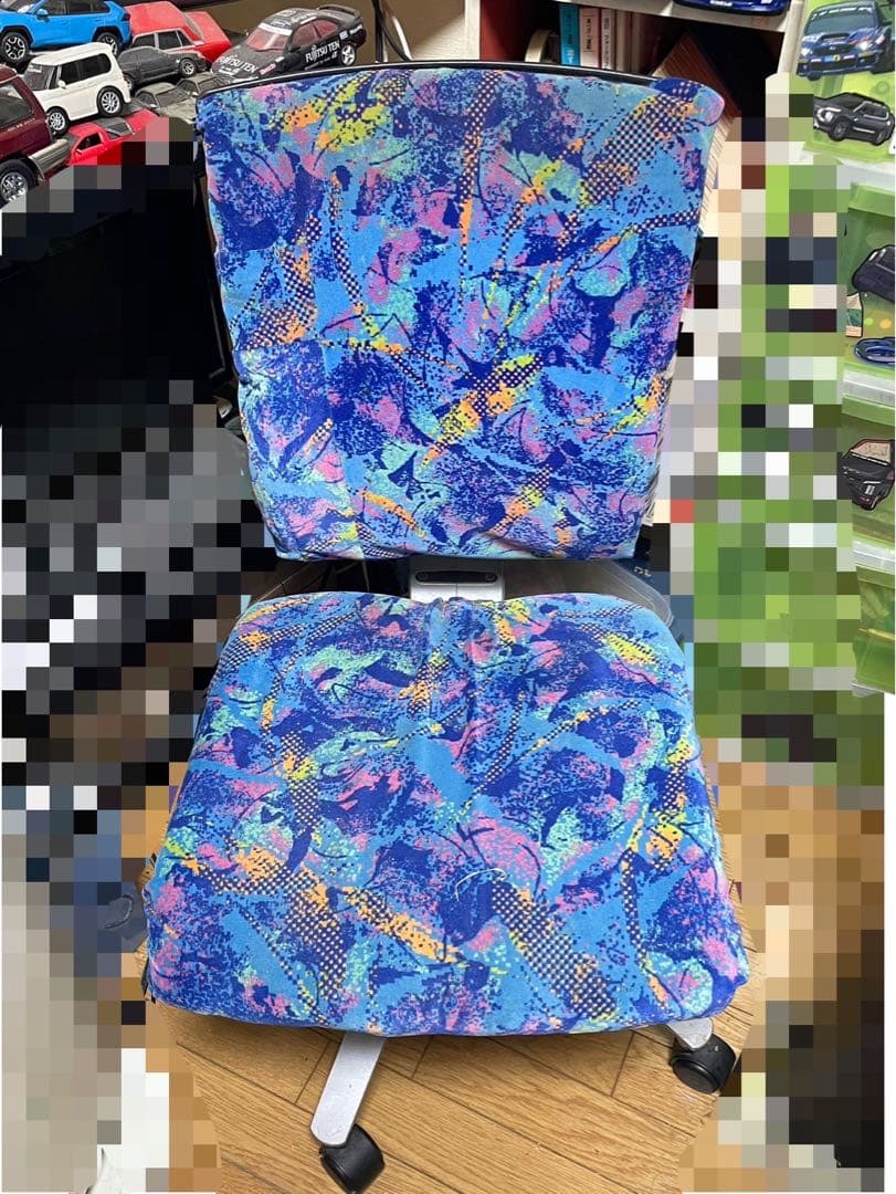 東急バスのモケット生地の回転椅子 東急8500系 モケットクッション