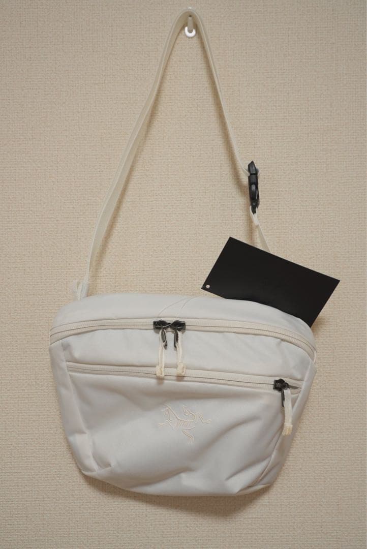 【新品・限定】アークテリクス　マンティス2 mantis2 whiteout