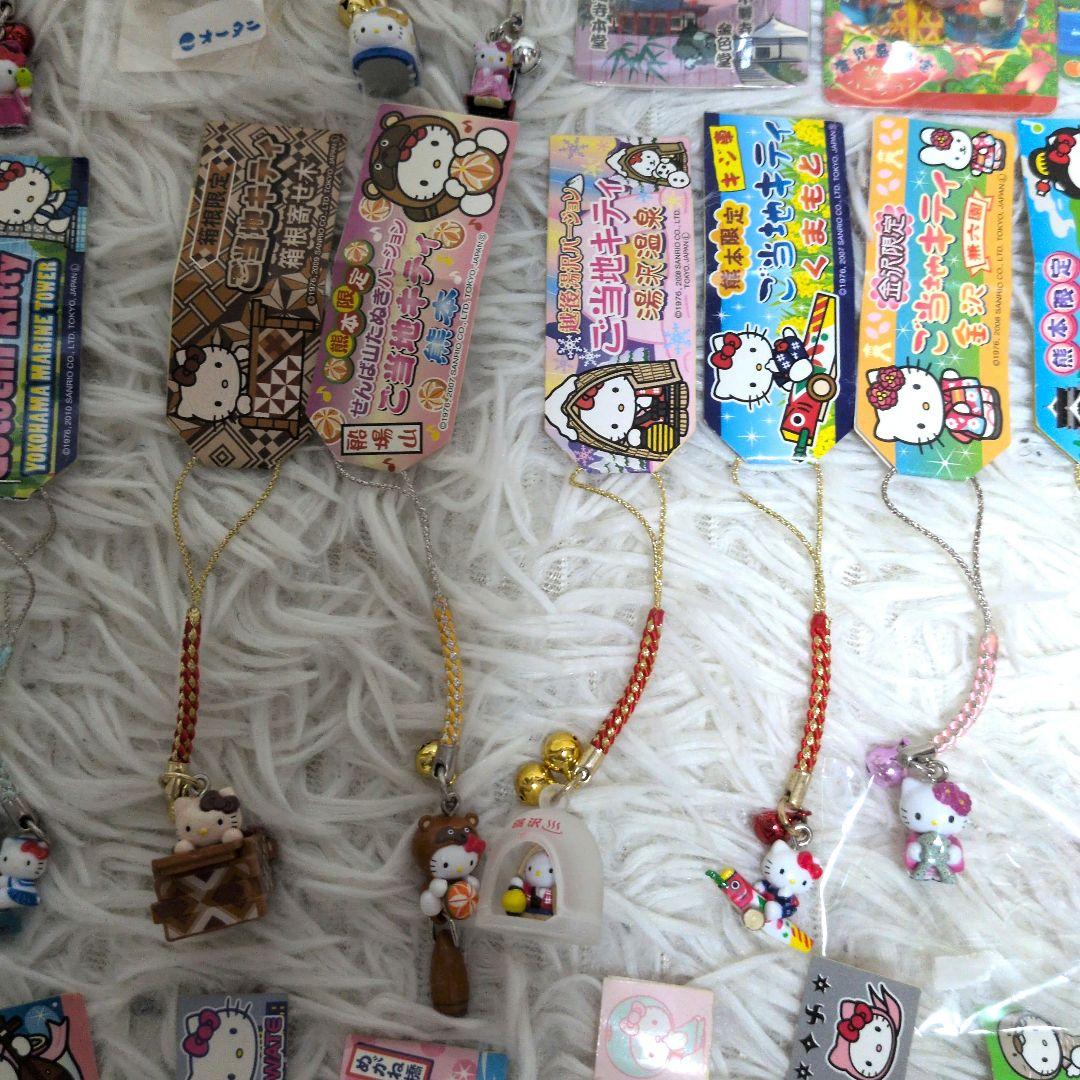 Sanrio ハローキティ　ご当地ストラップ　根付け　ファスナーマスコット