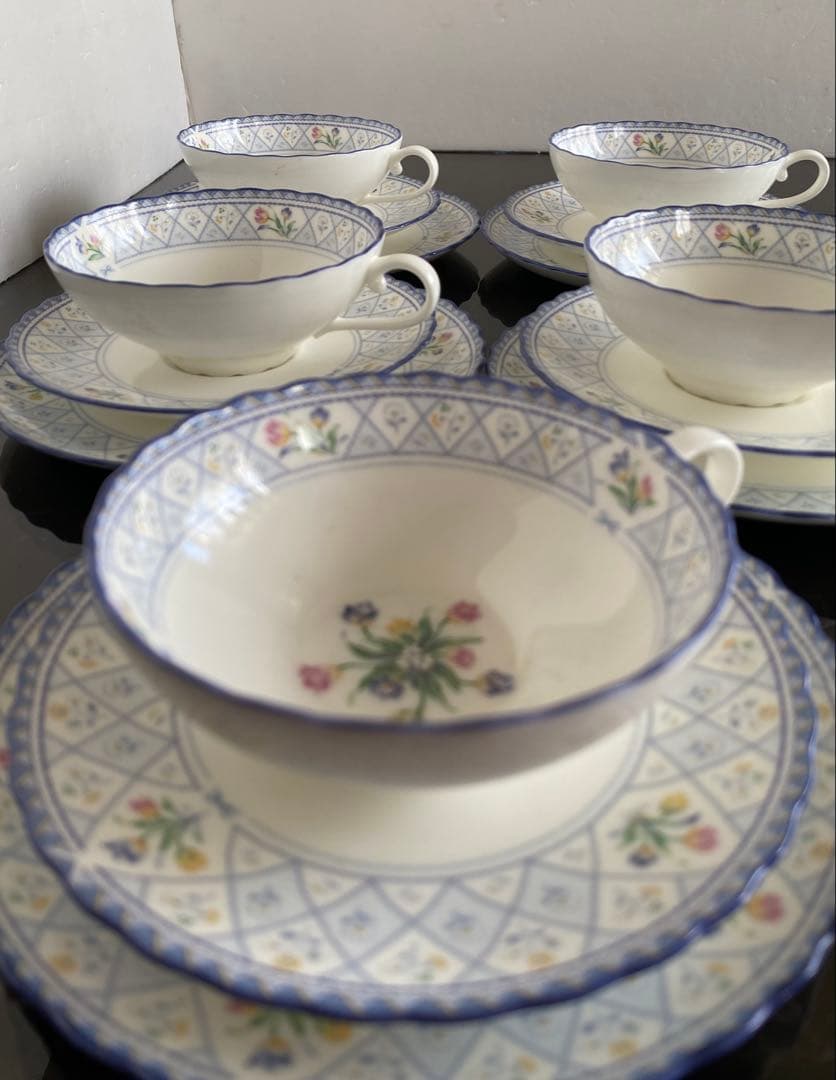 未使用品◇ノリタケ オランジュリー 16ピース トリオ 5客セット 大皿 1枚