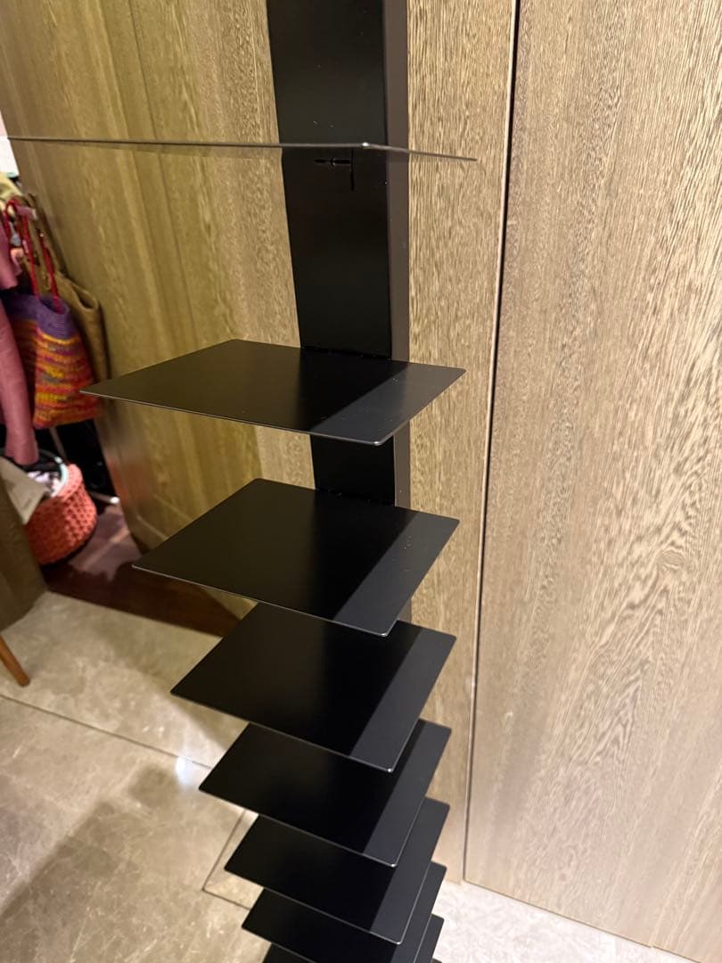 イタリアンデザイン ブックスタンド Herman Miller風 本書棚 本收