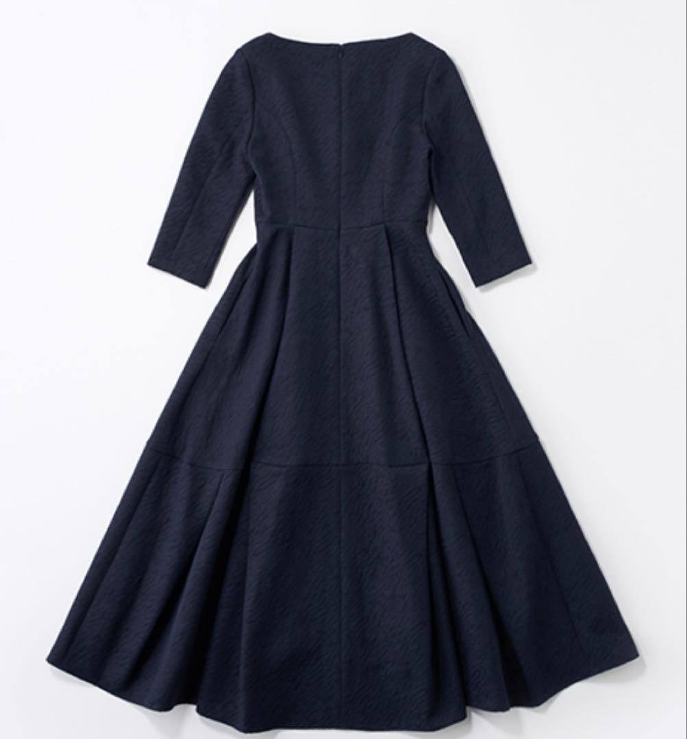 ［L'AUBE BLANC］キーネックジャガードドレス