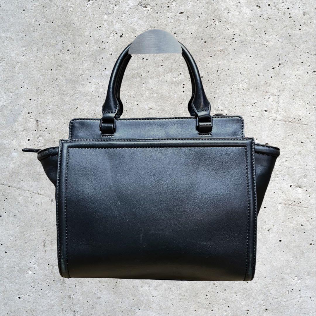 良品 ディーゼル ハンドバッグ レザー エンボス BADIA 腕掛け 黒