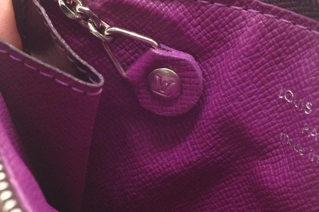 【美品】Louis Vuitton　LV　クレ　小物入れ　キーケース　エピ