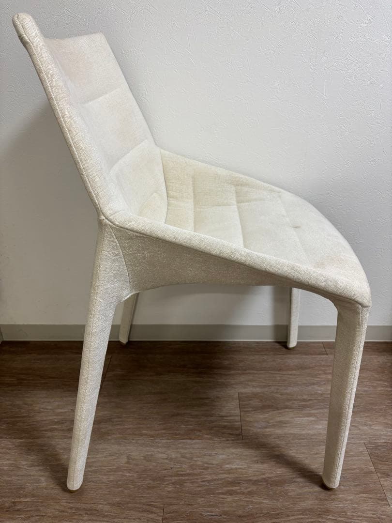 モルテーニ　OUTLINE　ダイニングチェア　アイボリー　2脚　定価46万円