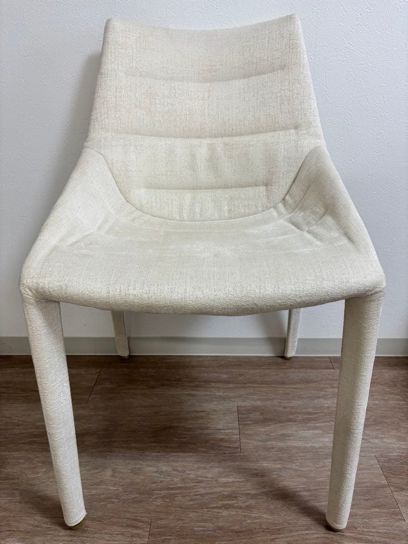 モルテーニ　OUTLINE　ダイニングチェア　アイボリー　2脚　定価46万円