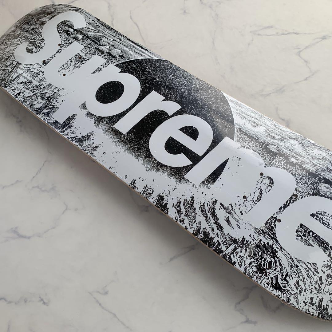 Supreme Akiraスケートボード シュプリーム