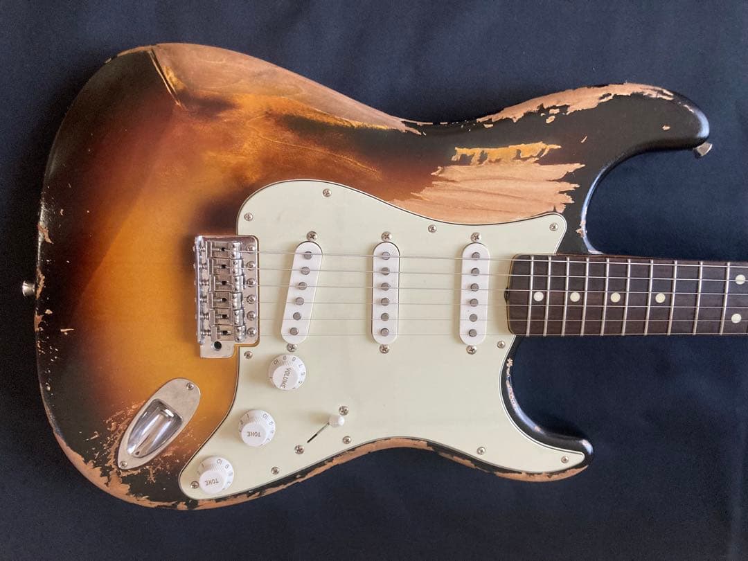 Fender MIJ ST 50s ニトロセルロースラッカー塗装 オマケ付き