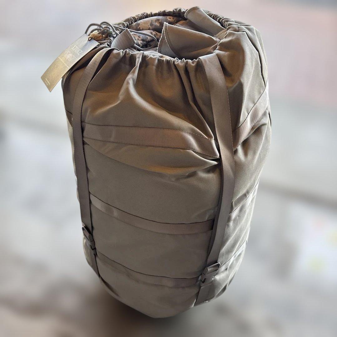 XTONZ シュラフ ダウン100% ミリタリー 新品 710688