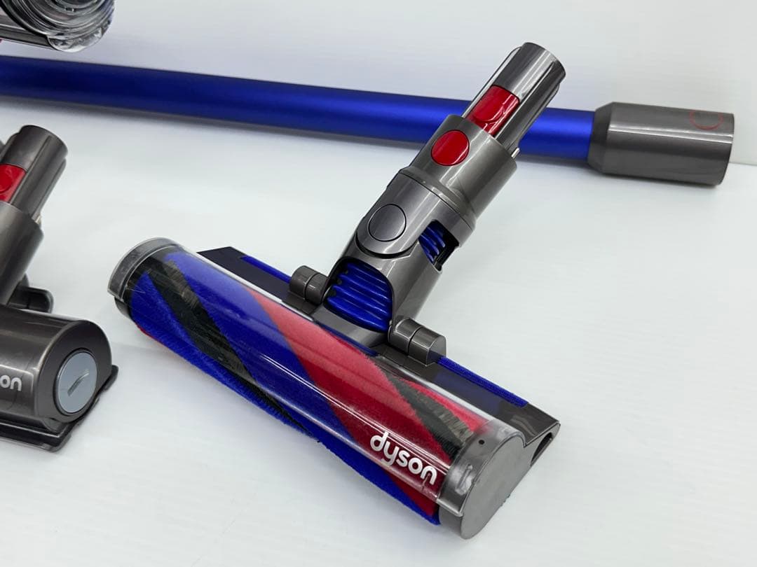 美品　2022年製　ダイソン　掃除機　SV21 本体　ミニヘッド　充電器　セット