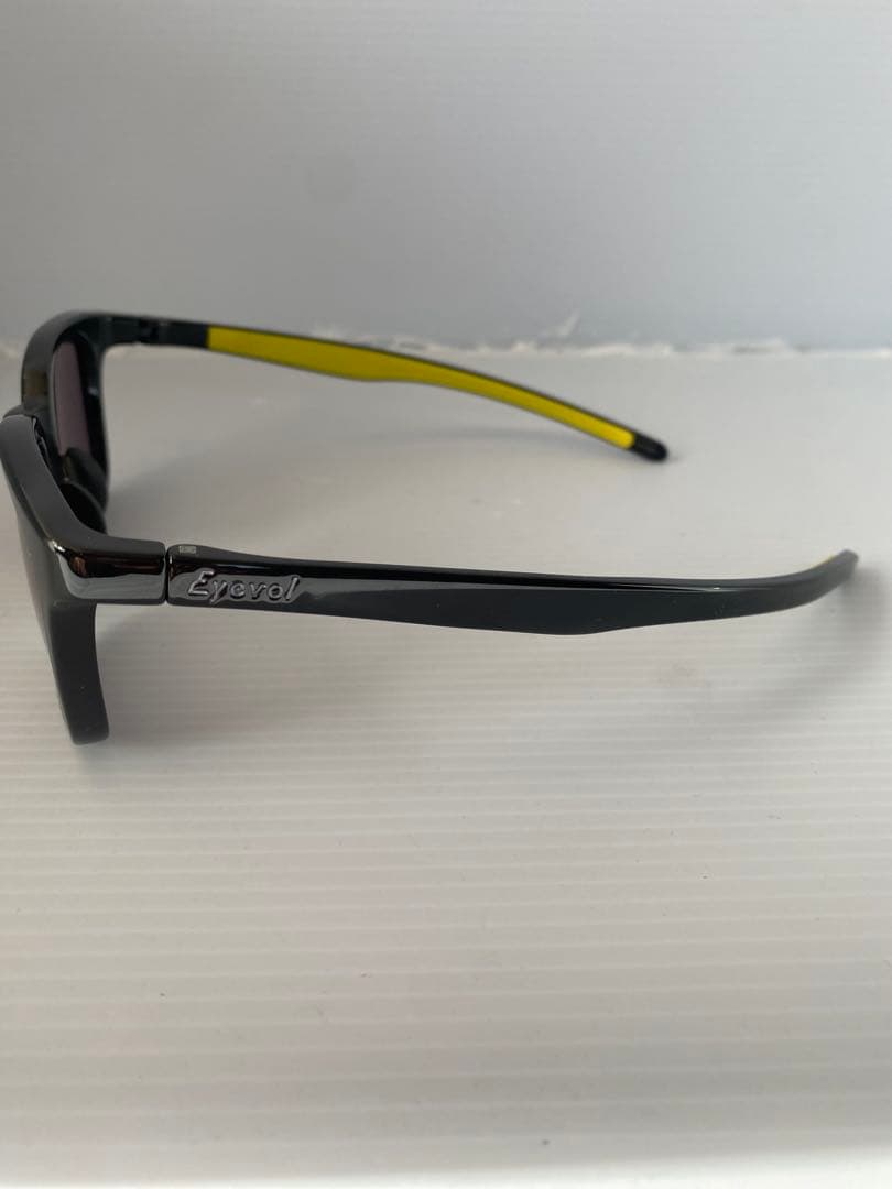 Eyevol サングラス HEATH III (53)