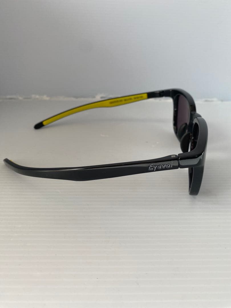 Eyevol サングラス HEATH III (53)