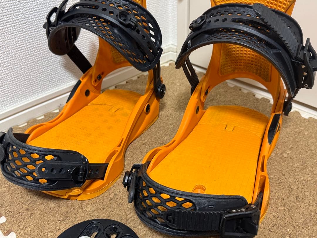 21-22モデル　UNION FORCE オレンジ　サイズM