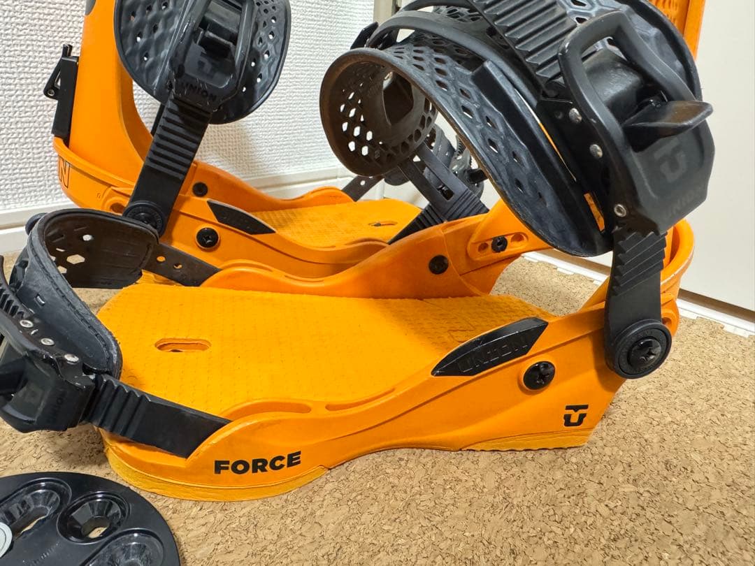 21-22モデル　UNION FORCE オレンジ　サイズM