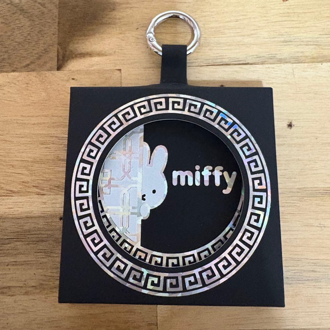 韓国 ソウル ソンス 聖水 限定 ミッフィー ミラーキーリング - メルカリ