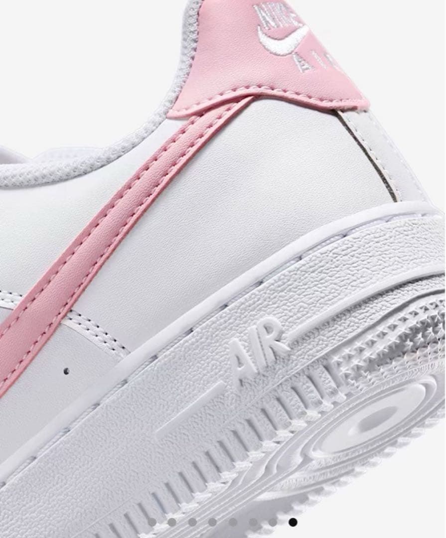 金曜18時で終了　22.5cm【新品】NIKE GS AIRFORCE1　ピンク