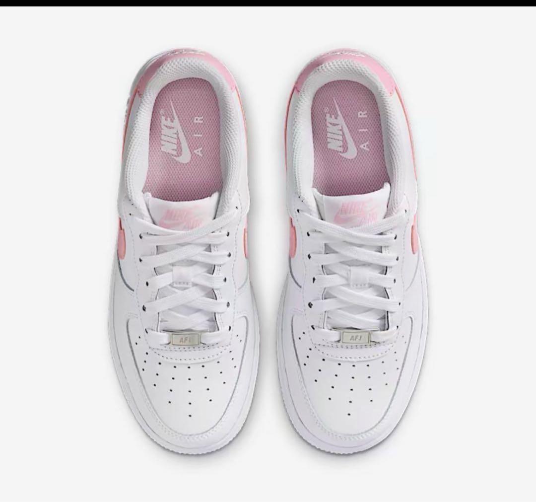 金曜18時で終了　22.5cm【新品】NIKE GS AIRFORCE1　ピンク