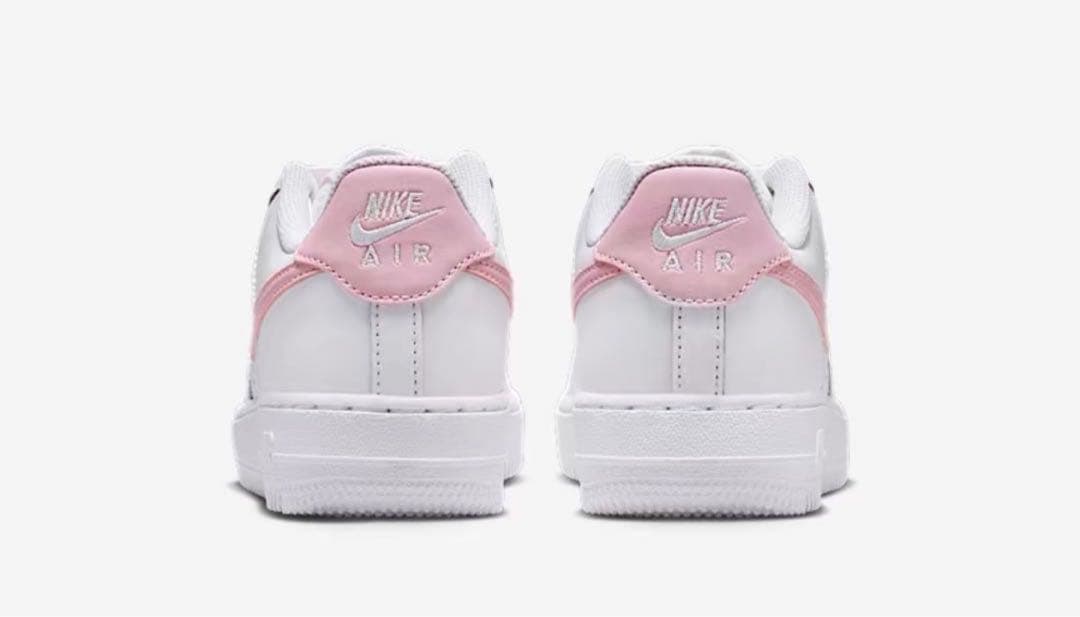 金曜18時で終了　22.5cm【新品】NIKE GS AIRFORCE1　ピンク