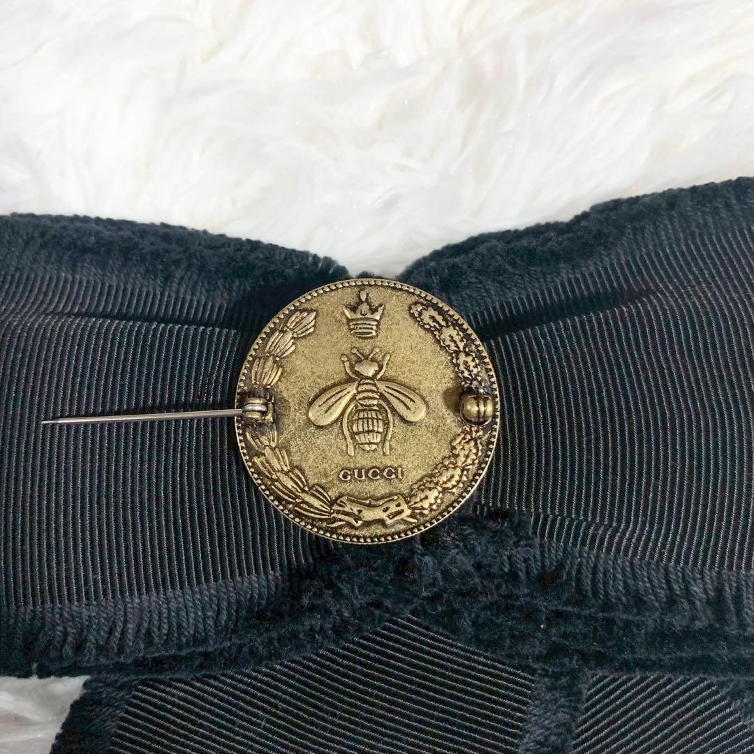 GUCCI　グッチ　グログラン　リボンブローチ　ビジュー　Beeロゴ　ブラック