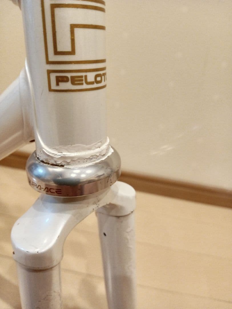 PELOTON ホワイト ピストフレーム