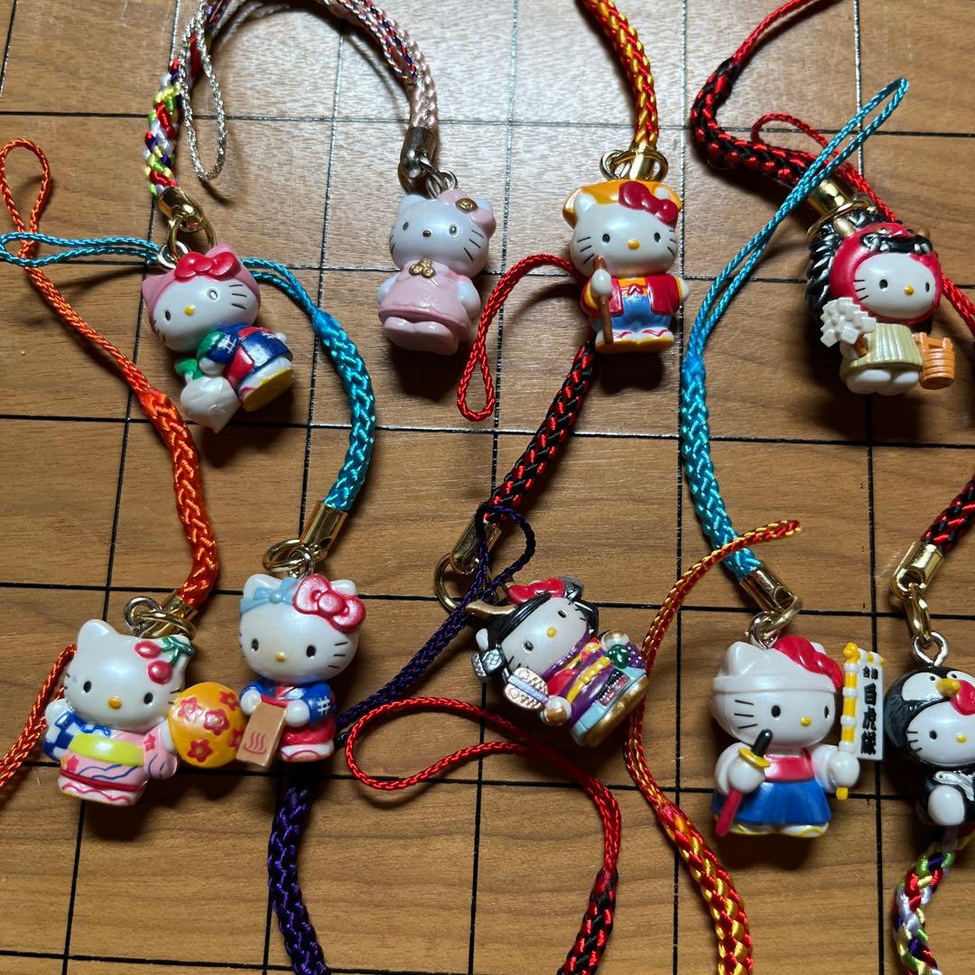 タ*シ様 【レア】ご当地キティちゃん　根付ストラップ　26個セット