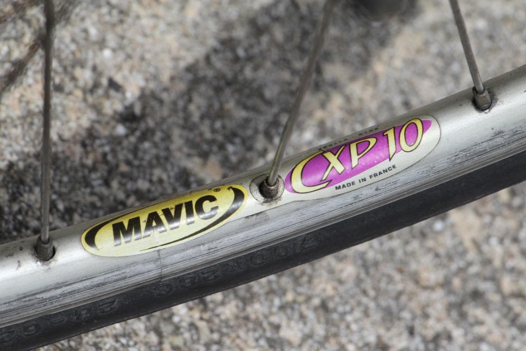 引き取り限定♪人気のブリヂストン♪NEO-CAT♪GN2000♪MAVICリム♪