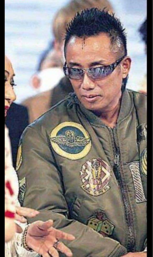 極美品 AVIREX MA-1 TOP GUN フライトジャケット L 長渕剛 - メルカリ