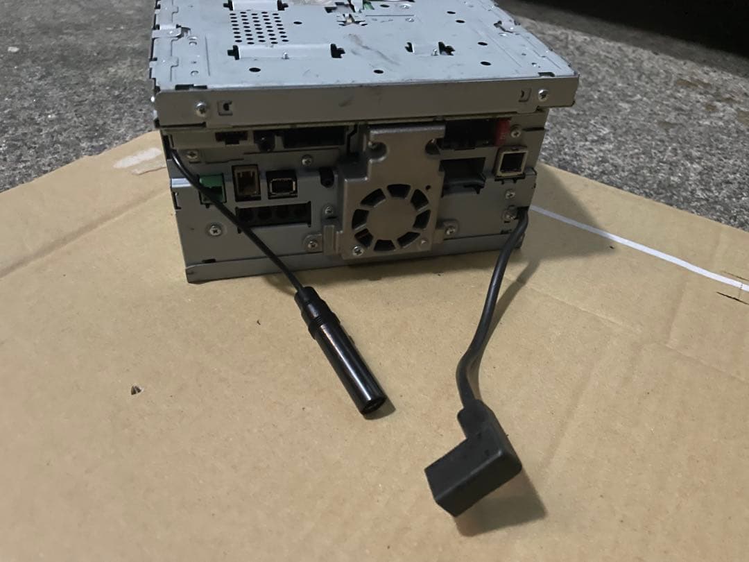 Pioneer AVIC-ZH0077 カーナビ サイバーナビ カーオーディオ