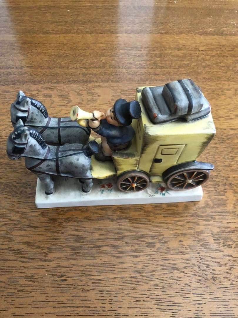 フンメル人形 The Mail is Here 郵便配達馬車