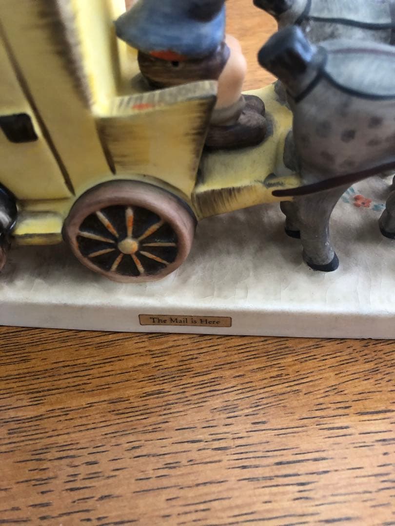フンメル人形 The Mail is Here 郵便配達馬車