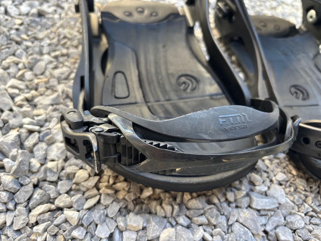 FLUX DS ビンディング ブラック　Lサイズ