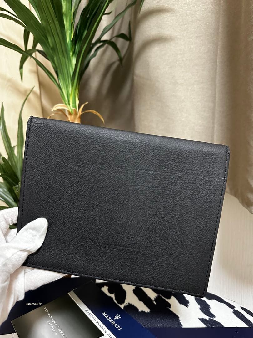 MASERATI マセラティ純正品 車検証入れ 取説カバー ユーザーマニュアル