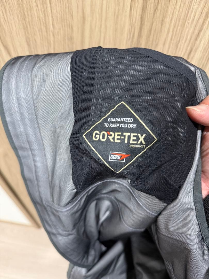 goldwin goretex bib メンズ
