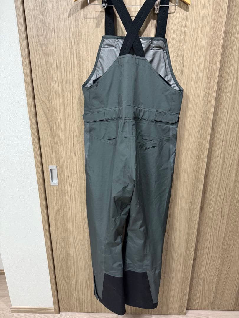 goldwin goretex bib メンズ