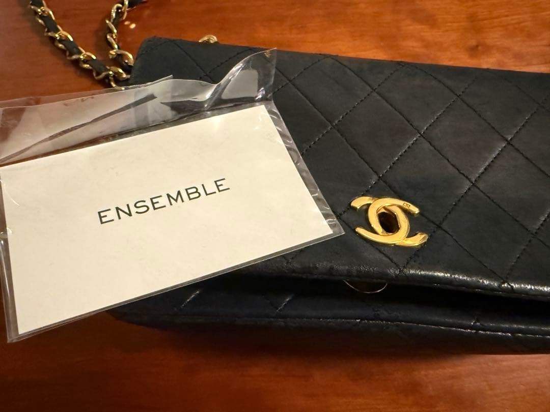 CHANEL ミニマトラッセ　ラムスキン フルフラップ　ショルダーバッグ　黒