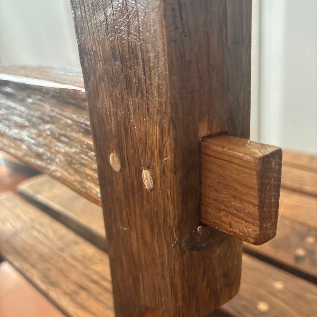 樽材椅子 ・座ってもインテリアでもOK ・樽材のカーブ ・鋸,ノミで作り組込む