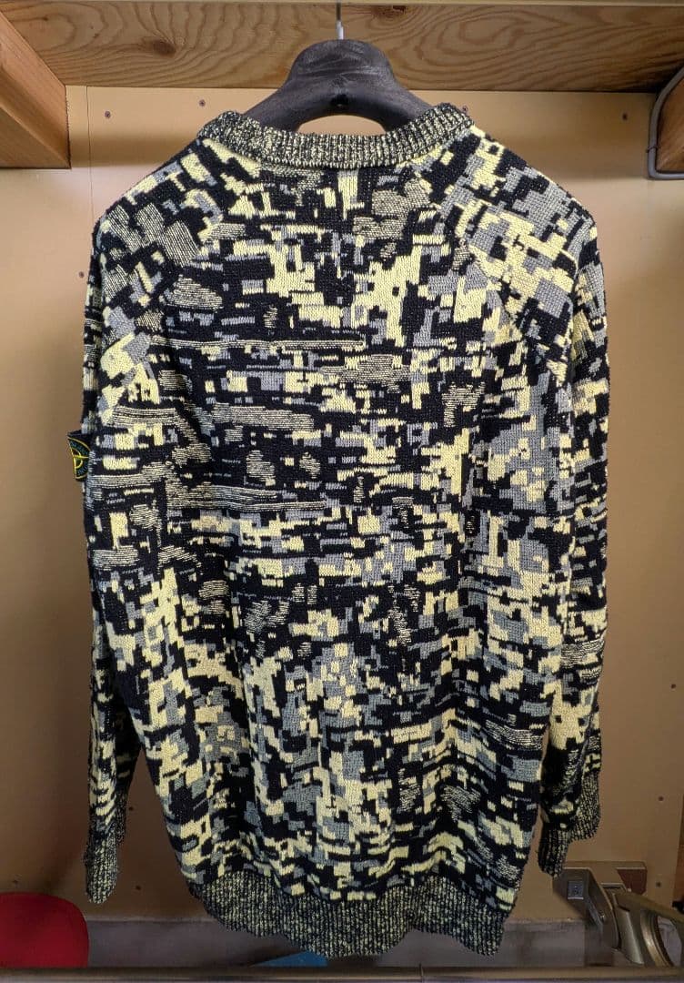 【美品】ストーンアイランド　セーター