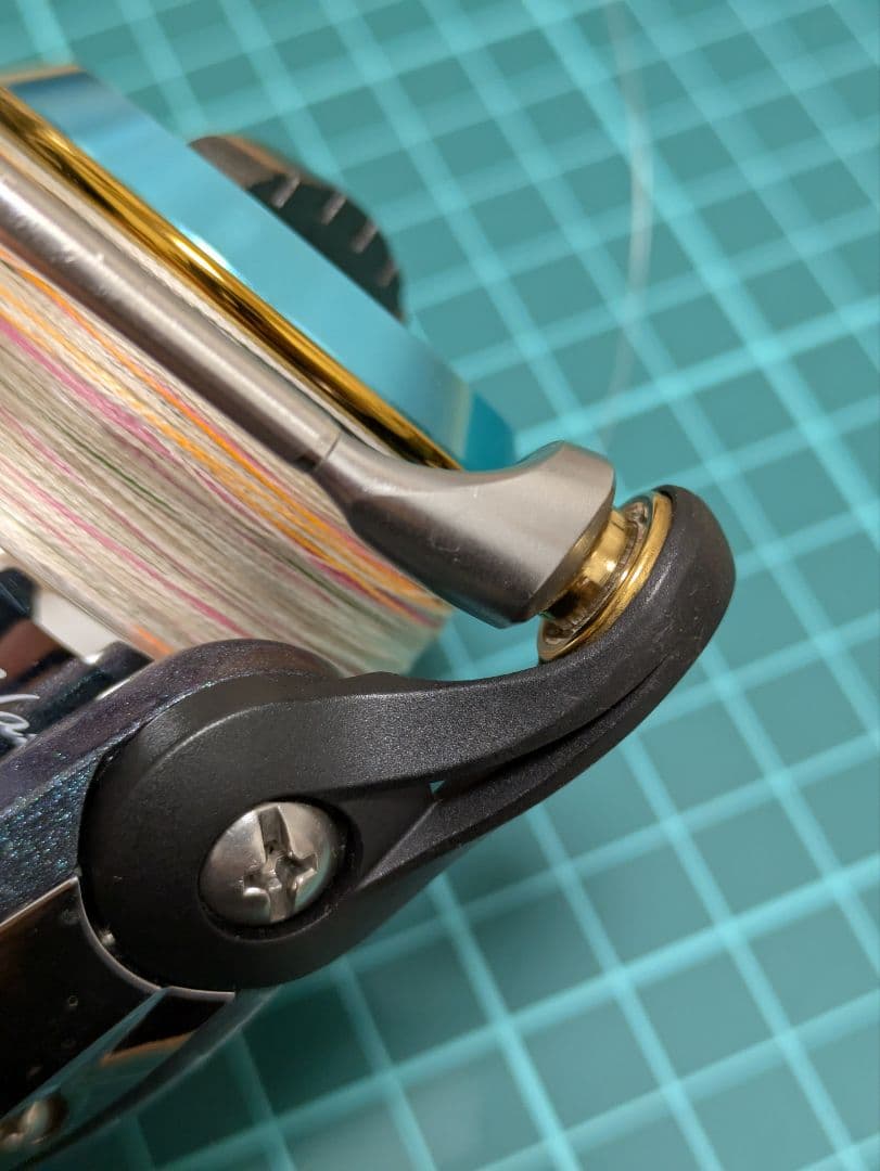 ダイワ エメラルダス INF 2506 W スピニングリール