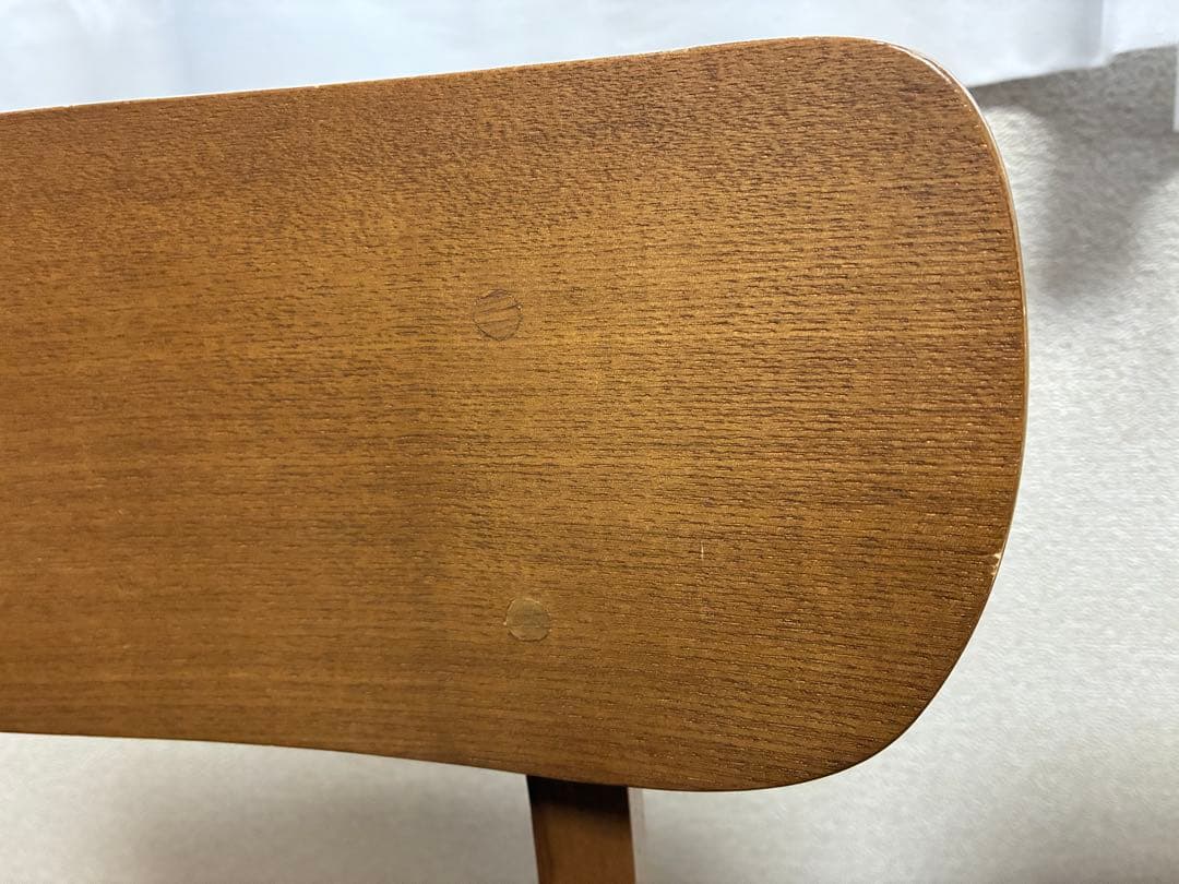 unicoウニコ ダイニングチェア fixフィックス(左側)