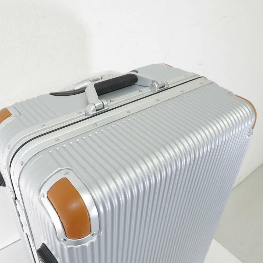 スイスミリタリー スーツケース プレミアムC シルバー 64L24 TSAロック