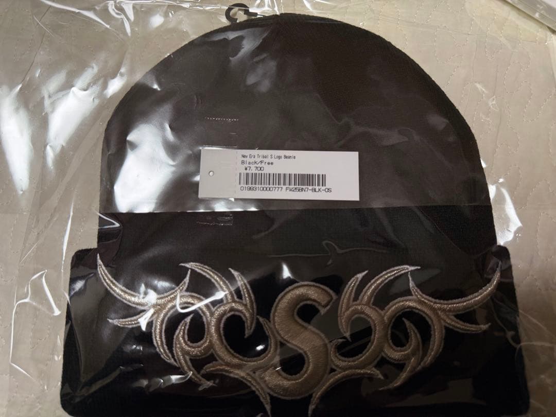 【新品タグ付き】New Era Tribal Logo Beanie