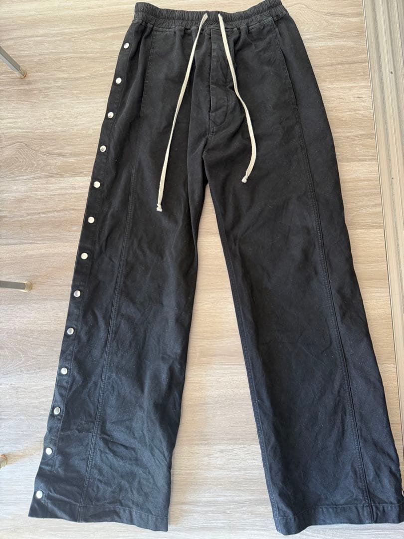 ⭐️超希少 True Religion コーデュロイ 赤 黒ステッチW36